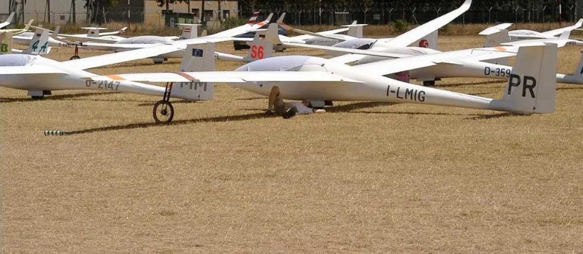 Aerei alianti sull'aeroporto di Rieti