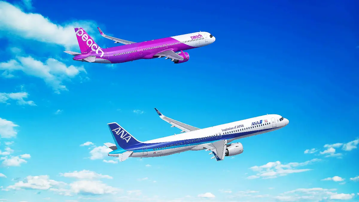 Rendering dell'A-321neo destinato ad Ana, e dell'A-321XLR che entrerà nel parco macchine di Peach