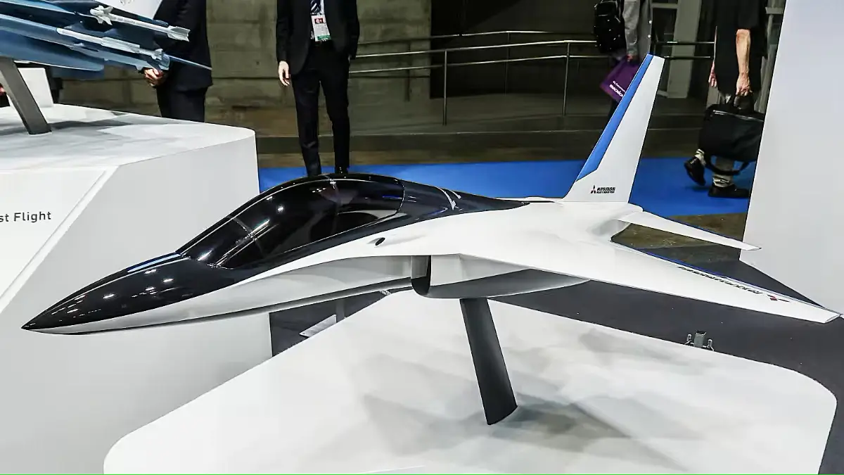 Concept of T-X (project of advanced twin engined airplane for training), presented by MHI at "DSEI Japan" in Chiba on May 22, 2025