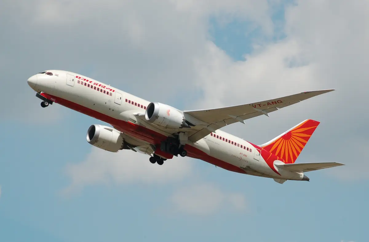 Aereo Boeing B-787/8 Dreamliner di Air India