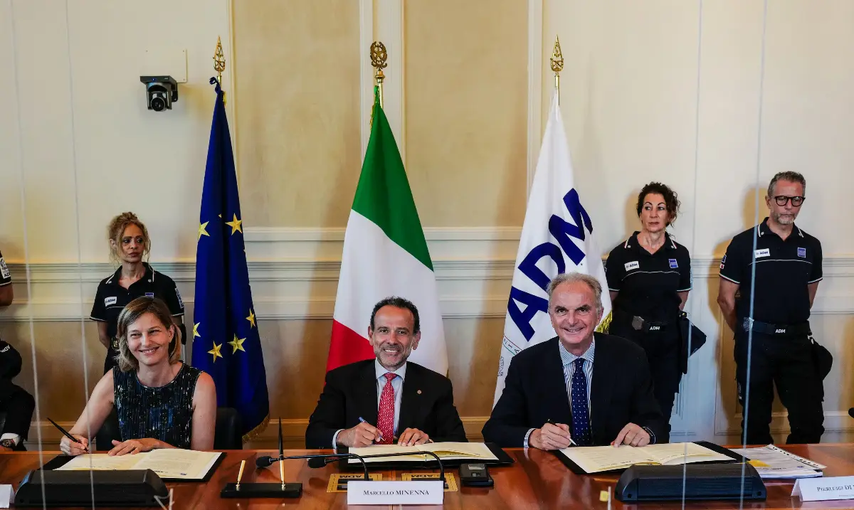 Roma, primo agosto 2022: protocollo-quadro siglato dal presidente Enav, Francesca Isgrò, dal dg Adm, Marcello Minenna, e dal presidente Enac Pierluigi Di Palma
