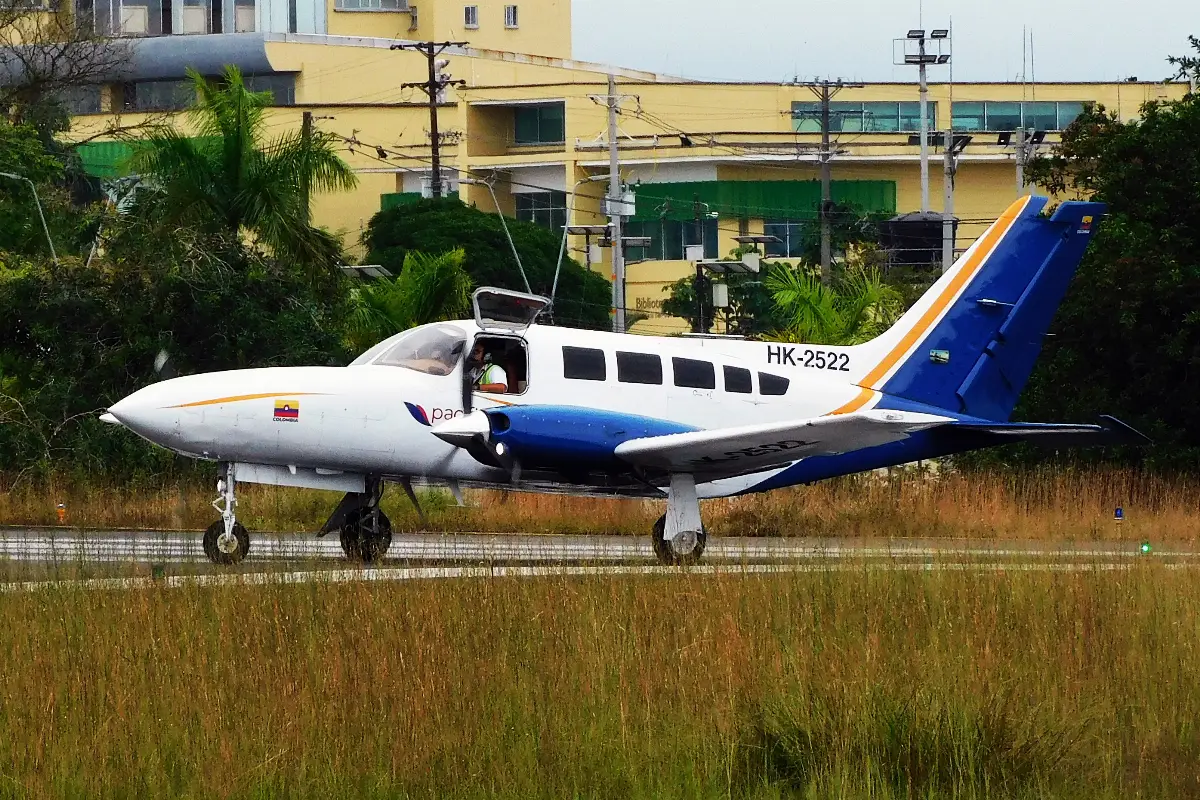 Cessna 402C aircraft of Colombian Pacífica Aviación, registration HK2522, crashed in a hard-to-reach area of the Colombian mountains with 10 on board, January 8, 2025 (archive photo)