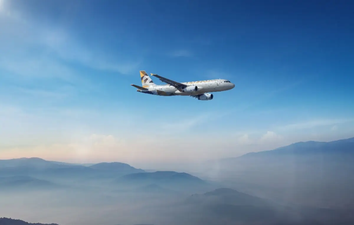 Etihad A-320 airplane in flight