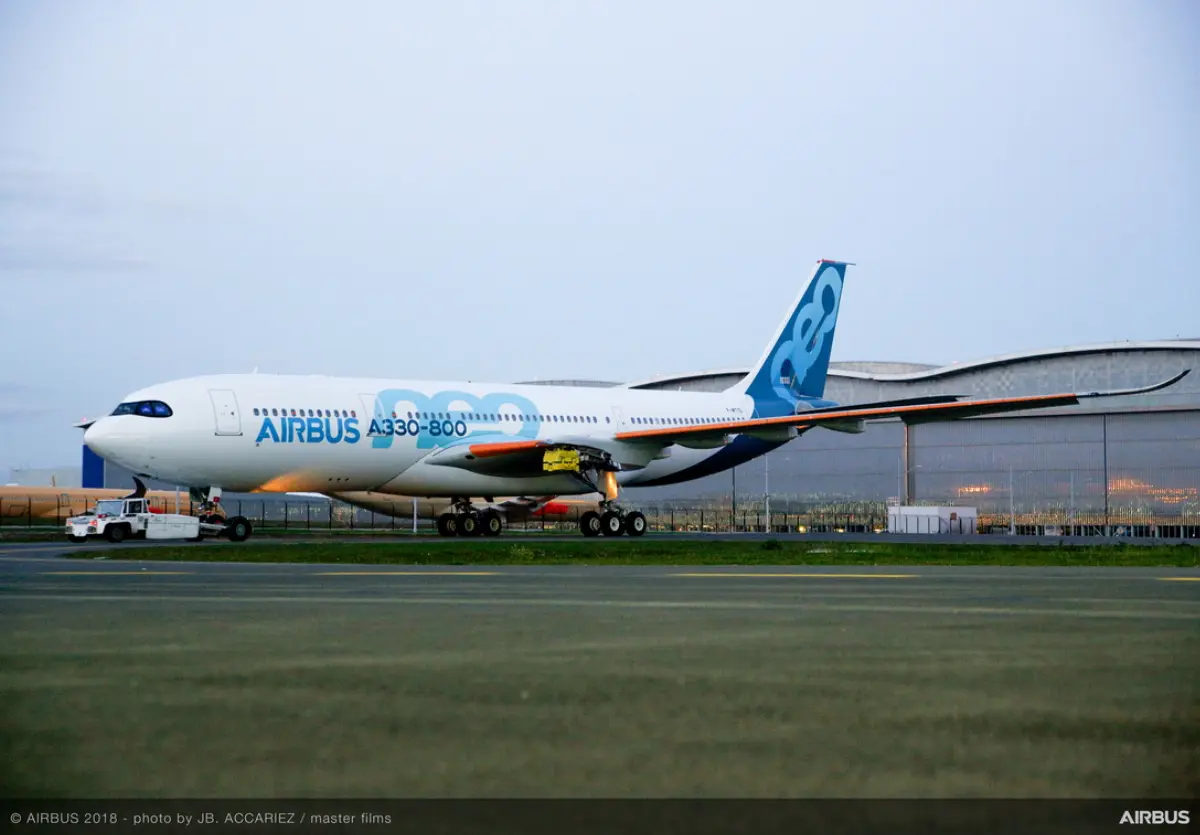 Aereo A-330/800neo nella nuova verniciatura