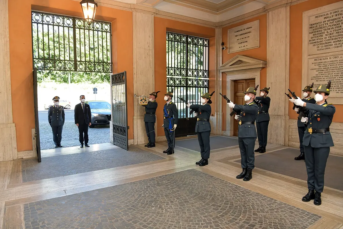 GdF, Roma, 26 maggio 2021. Il ministro degli Affari esteri e della cooperazione internazionale, Luigi Di Maio, visita Comando generale