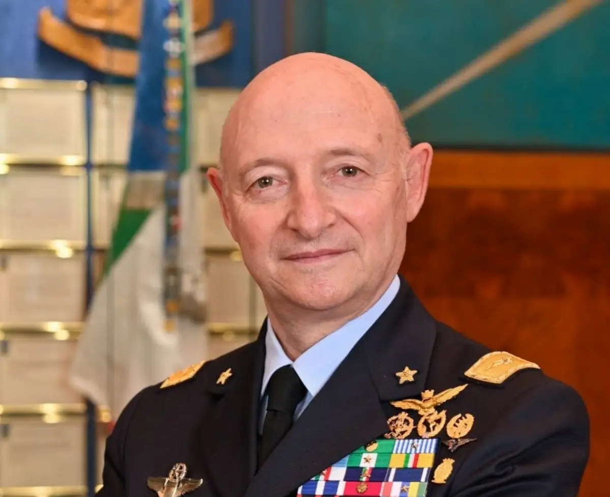 Il generale di squadra aerea Luca Goretti