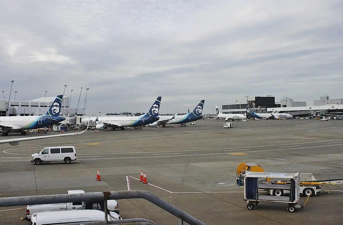 Aerei di Alaska Airlines al Seattle-Tacoma International Airport