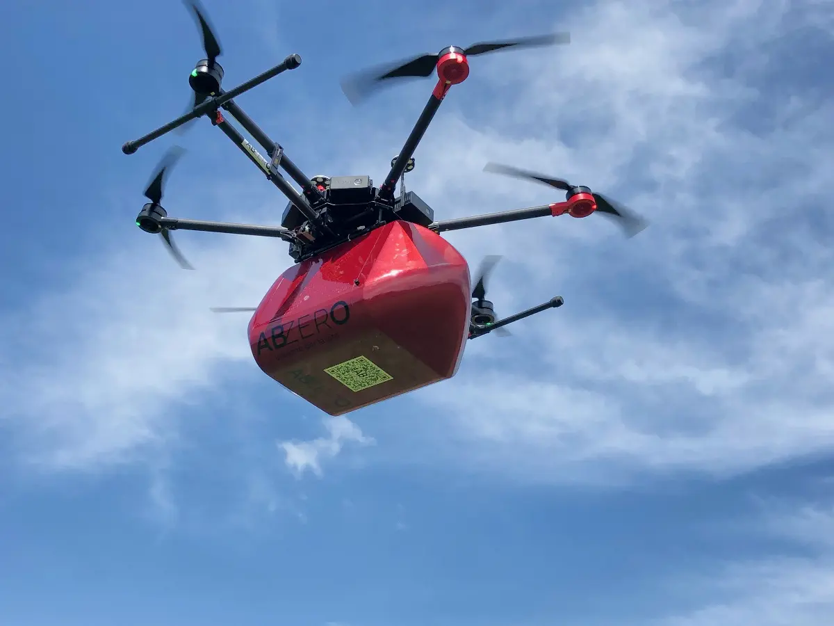 Il drone per trasportare sangue o organi di ABzero