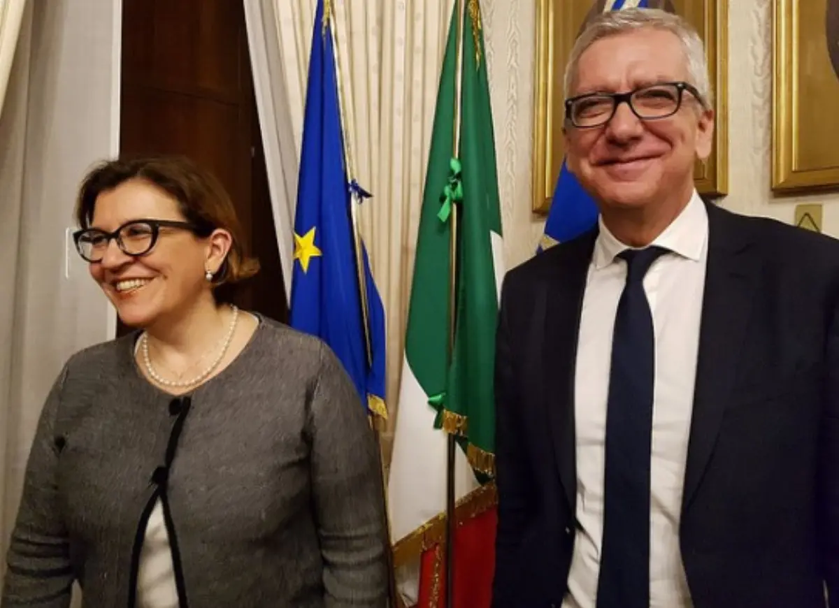 Il ministro della Difesa Elisabetta Trenta ed il presidente Regione Sardegna Francesco Pigliaru nell'incontro presso il dicastero avvenuto a Roma l'8 gennaio 2019
