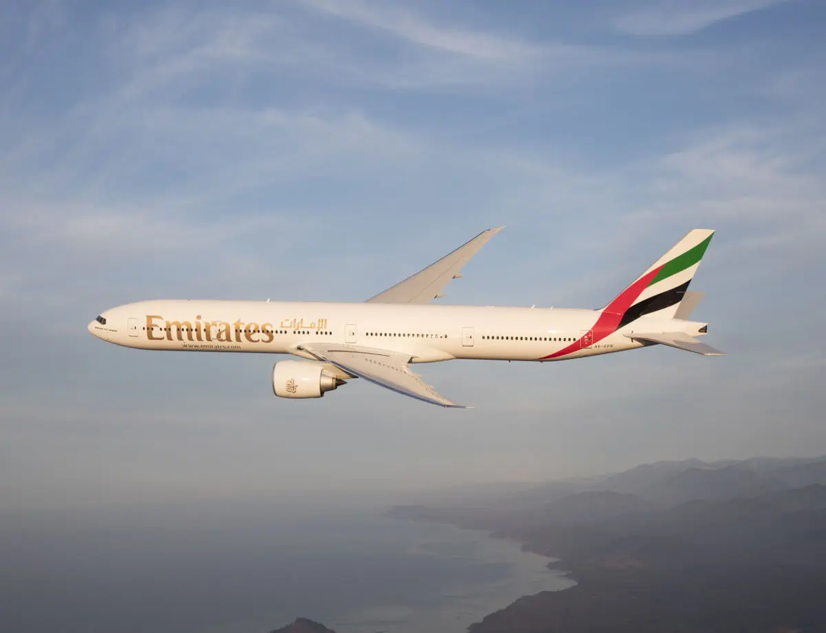 Aereo B-777/300ER di Emirates