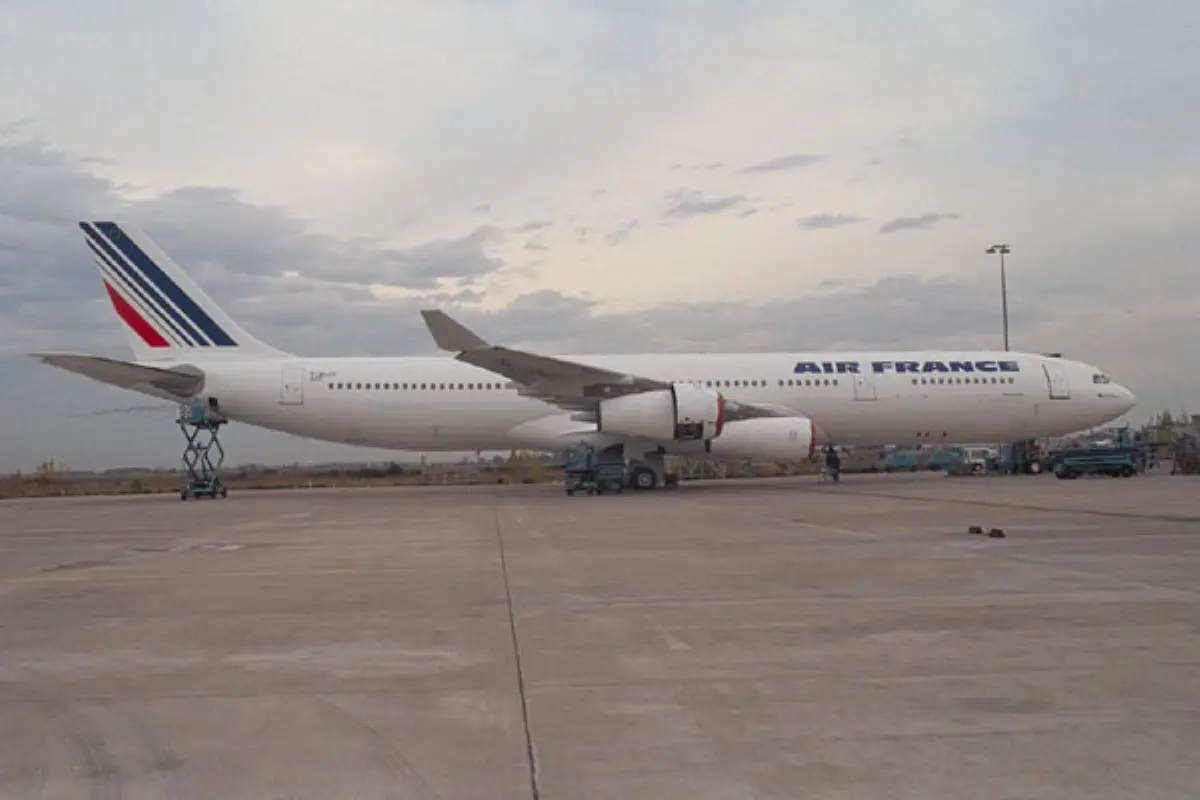 Un aereo Air France in pista
