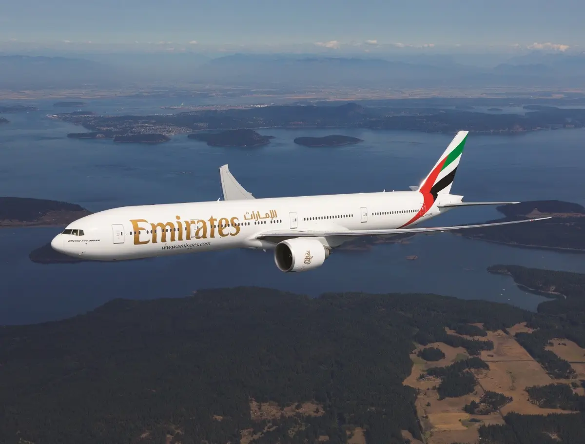 Aereo B-777/300ER di Emirates