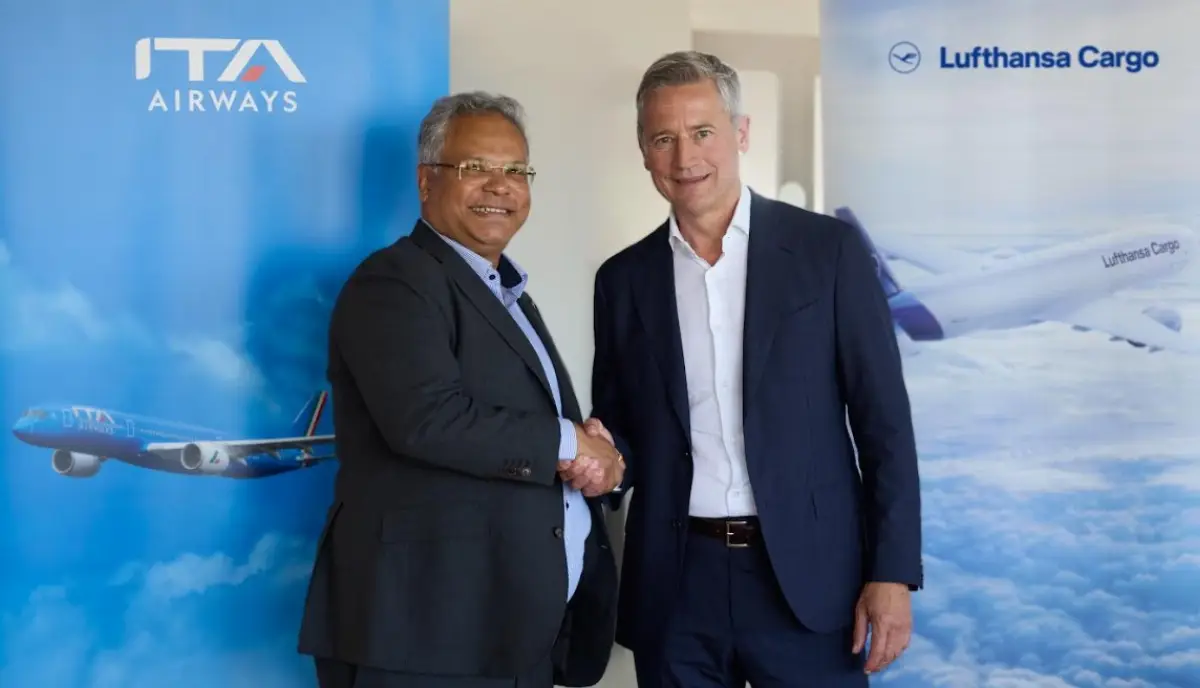 Ashwin Bhat, CEO Lufthansa Cargo and Joerg Eberhart, CEO and general manager of ITA Airways