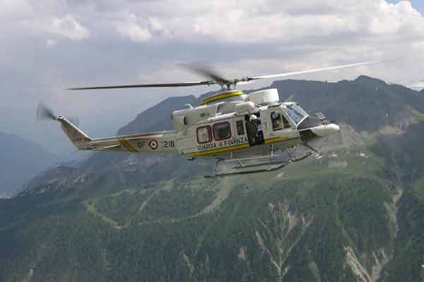Sagf 2004: AB-412HP della Guardia di Finanza in un'immagine di repertorio (foto di Sergio Morari)