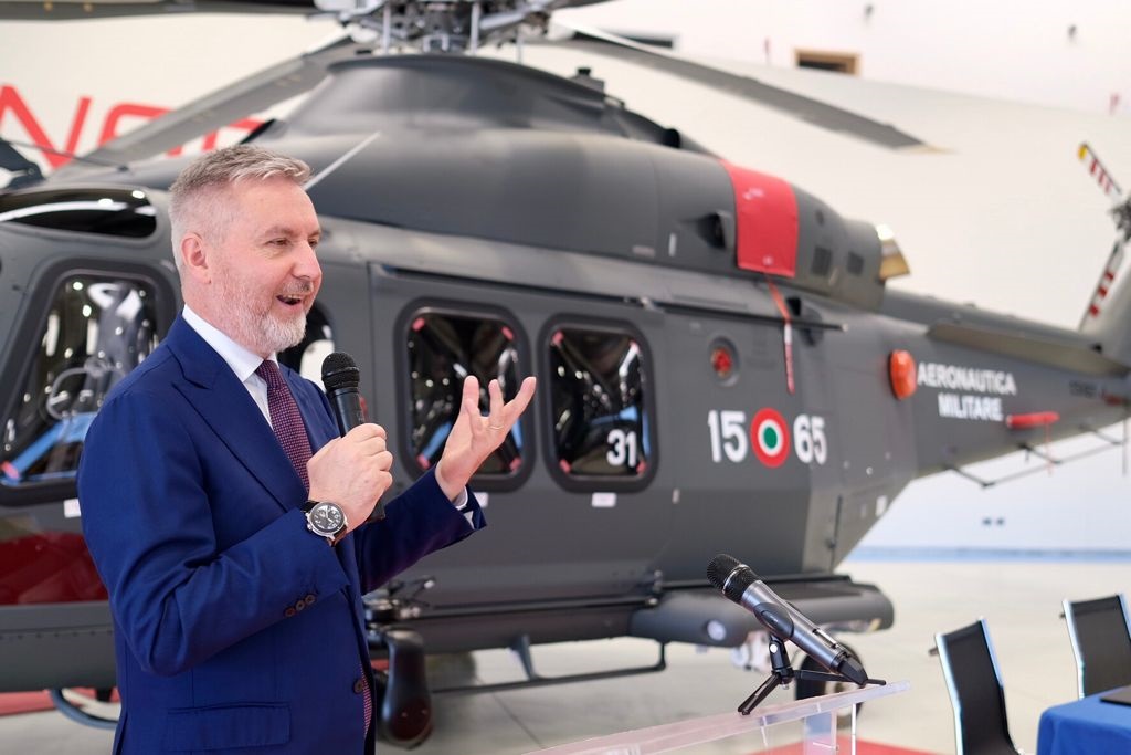 Vergiate 25 giugno 2021. Cerimonia di consegna elicottero HH-139B destinato all'AMI svoltasi presso lo stabilimento di Vergiate alla presenza del ministro della Difesa Lorenzo Guerini
