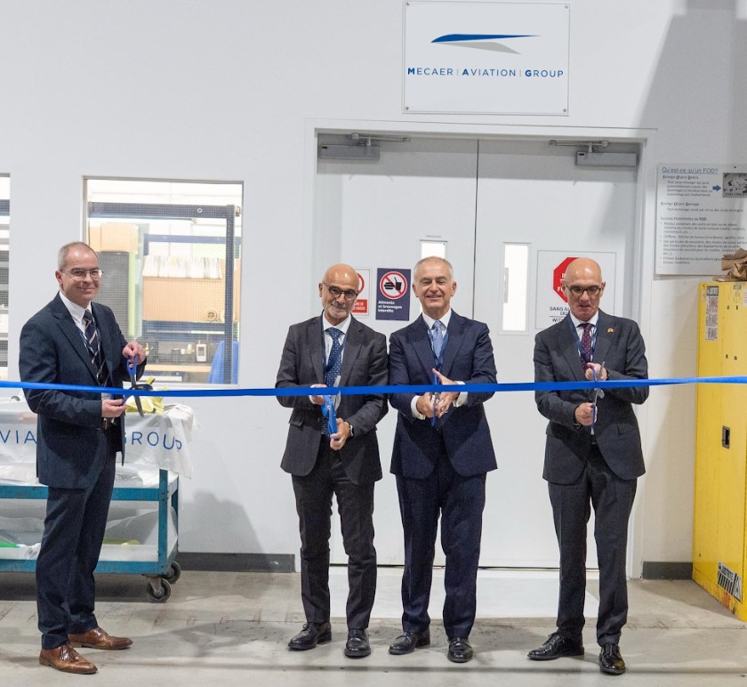 Laval, 22 ottobre 2025. Taglio del nastro per inaugurazione nuovo stabilimento di Mecaer Aviation Group vicino Montreal in Canada