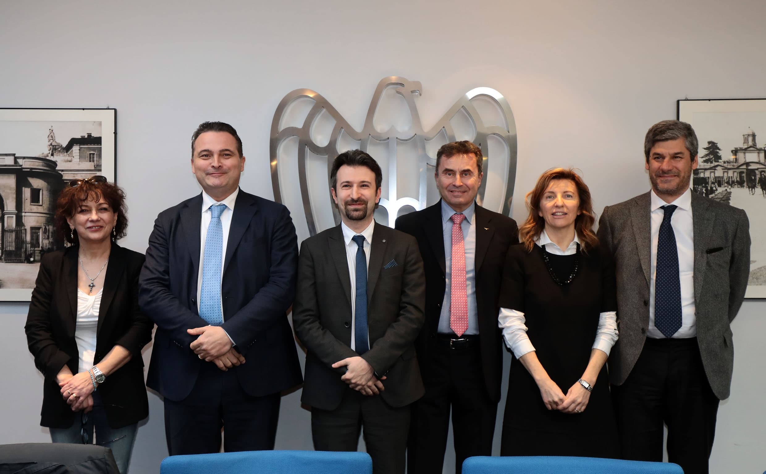 Presidente Unione dei Comuni Frignano Daniela Contri; Raffaele Donini, assessore Trasporti Regione Emilia-Romagna; Mit Michele dell’Orco; Roberto Gianaroli, presidente AeC Pavullo; il dg Confindustria Emilia area centro Tiziana Ferrari, dg Enac Alessio Quaranta