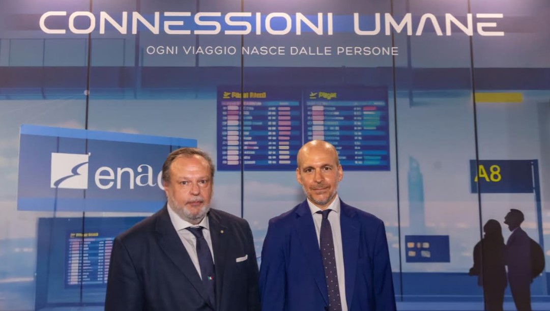Enac (Ente nazionale aviazione civile) nel proprio stand al Meeting di Rimini 2026 (21-16 agosto): il commissario straordinario Carlo Mearelli ed il dg Alexander D’Orsogna nello spazio esperienziale “Connessioni umane - Ogni viaggio nasce dalle persone”