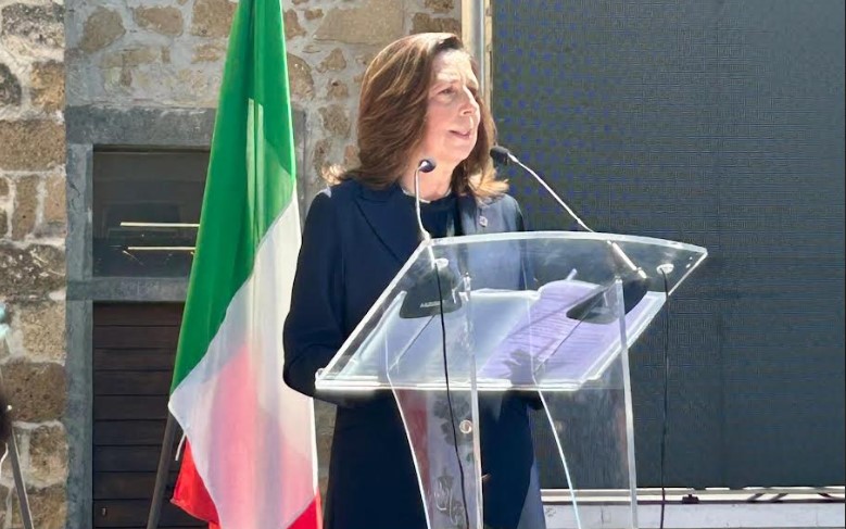 Isabella Rauti, sottosegretario alla Difesa, durante un intervento nel corso di un evento