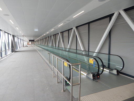 Tappeto mobile realizzato da Thyssenkrup Elevator all'aeroporto di Perth