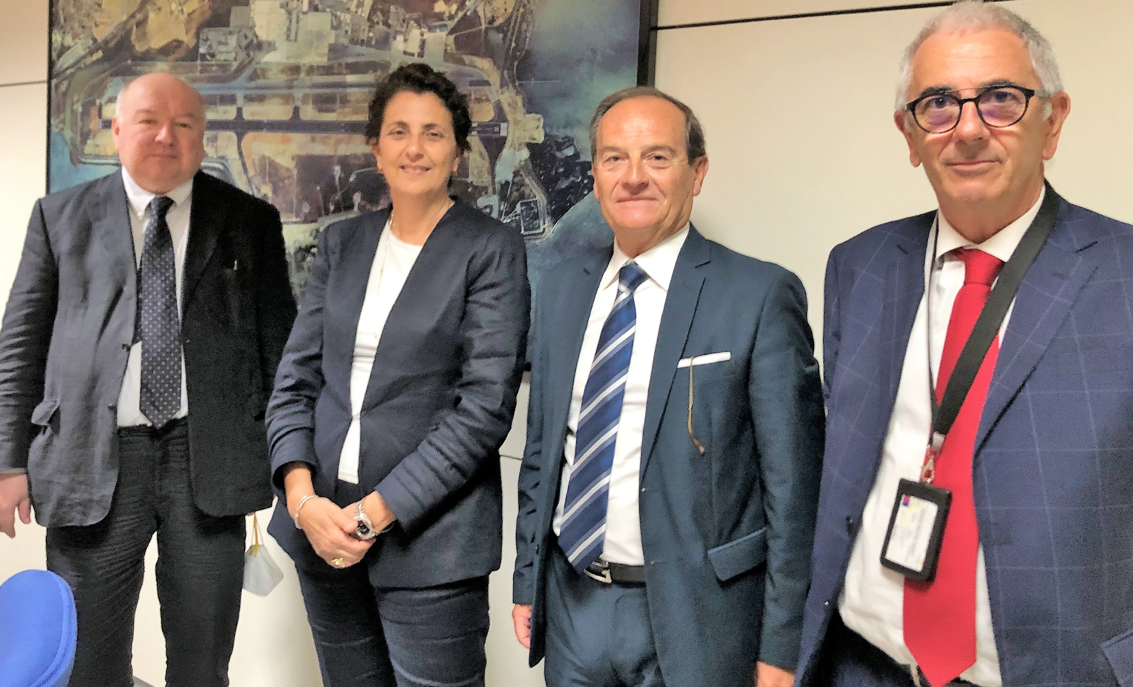 Da sinistra: Gabor Pinna, Monica Pilloni, Maurizio de Pascale, Renato Branca, in una foto archivio Sogaer, Società di gestione aeroporto di Cagliari