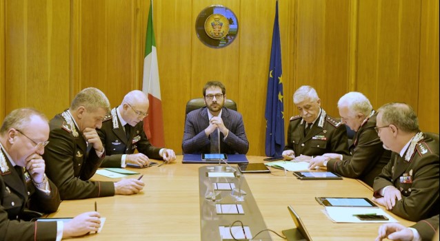 Sottosegretario alla Difesa Angelo Tofalo in visita il 21/12/2018 nella sala crisi del Comando generale dell’Arma dei Carabinieri a Roma