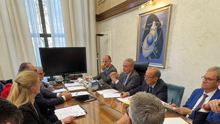 Roma, 19 novembre 2025. Un momento dell'incontro tra il ministro delle Imprese e del Made in Italy ed Autorità delegata per le Politiche spaziali ed aerospaziali, Adolfo Urso, ed il direttore generale dell’Esa, Josef Aschbacher, insieme al presidente Asi Teodoro Valente