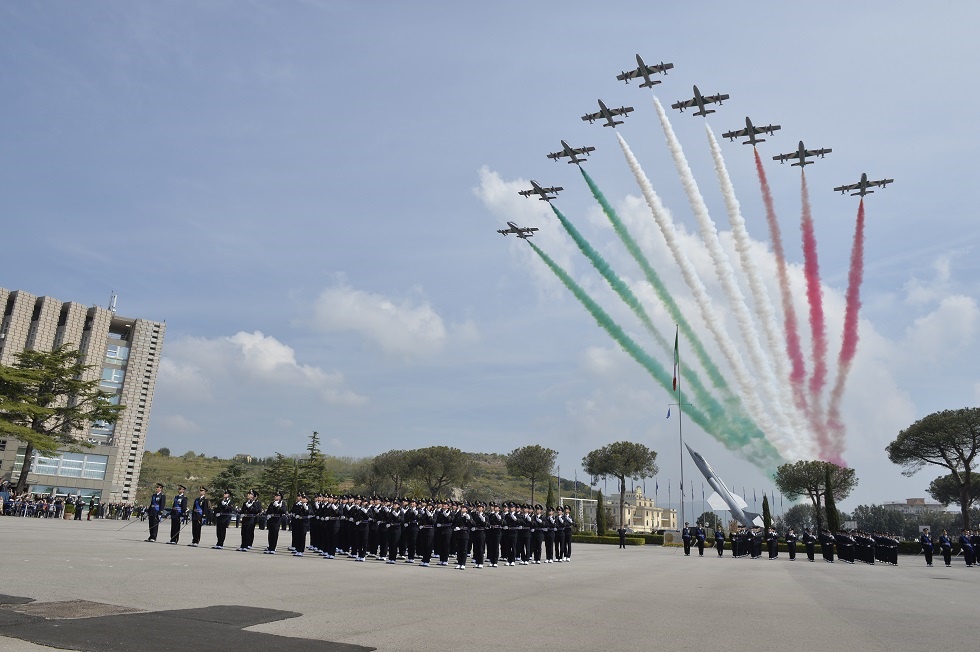 Accademia aeronautica: cerimonia di giuramento solenne di fedeltà alla Patria dei giovani allievi del corso Zodiaco V, avvenuta il 17 aprile 2019 a Pozzuoli