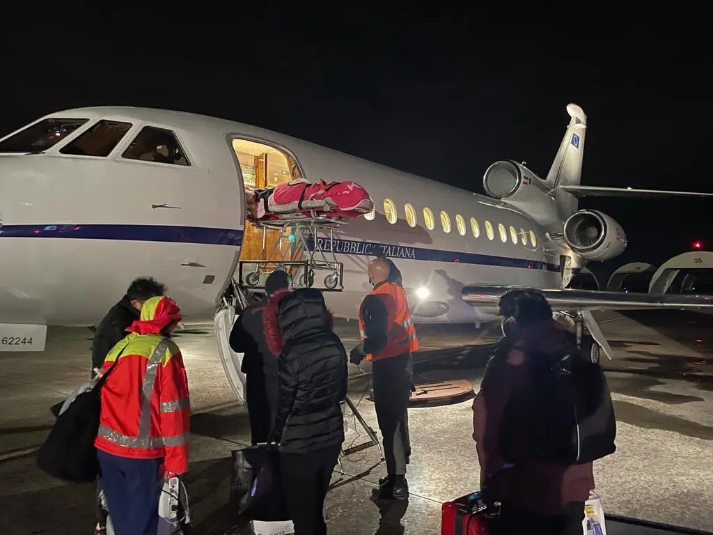 AMI: volo notturno per aereo Falcon utilizzato per trasporto sanitario urgente
