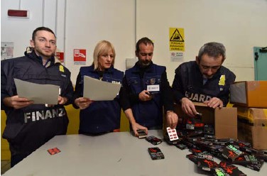 Agenzia delle dogane e dei monopoli: sequestro di farmaci all'aeroporto di Pisa