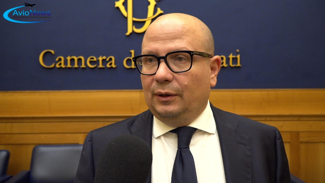 AVIONEWS ha intervistato Salvatore Deidda, presidente della commissione Trasporti della Camera dei deputati, durante il convegno Enac-Enea svoltosi presso la Camera il 29 ottobre 2024