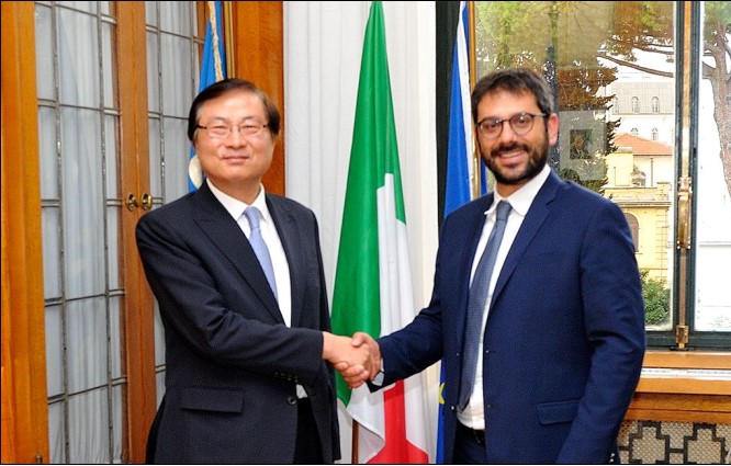 Il sottosegretario di Stato alla Difesa Angelo Tofalo ha ricevuto ambasciatore della Repubblica di Corea in Italia, Jong-hyun Choi