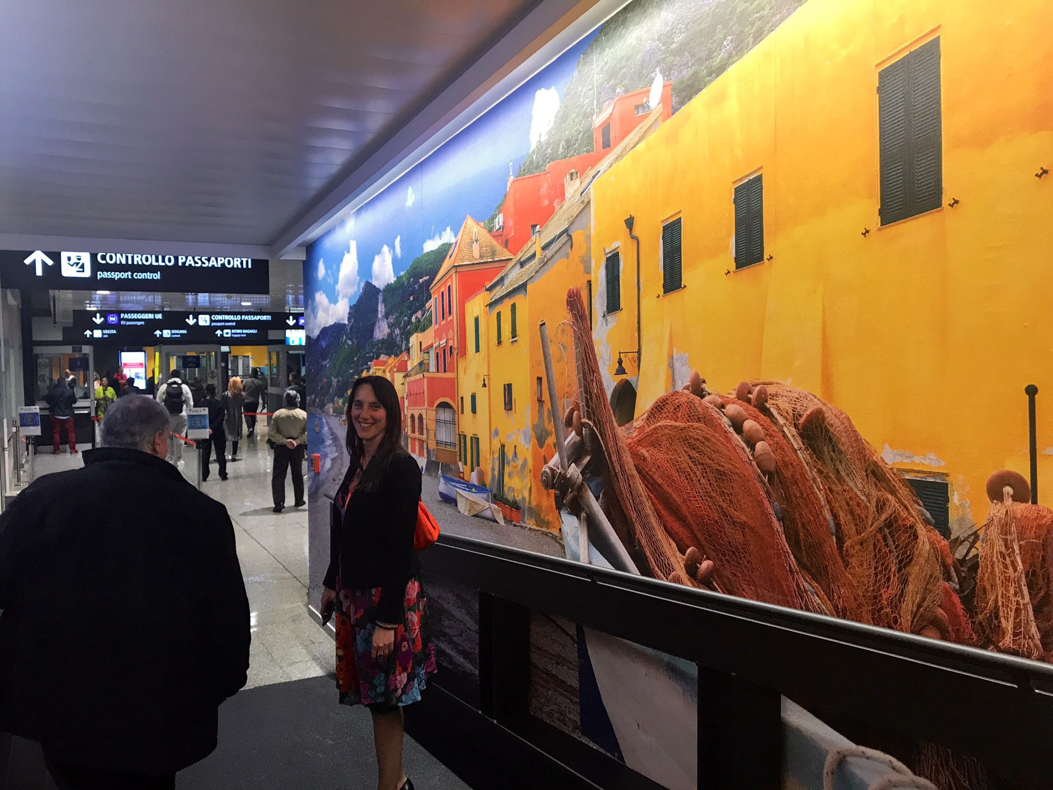 Corridoio extra Schengen all'aeroporto "Cristoforo Colombo" di Genova