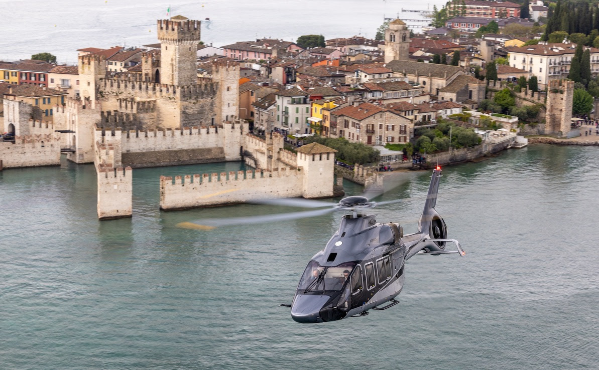 Airbus Helicopters in Italia presenta a Trento il primo elicottero H-160 consegnato nel Paese