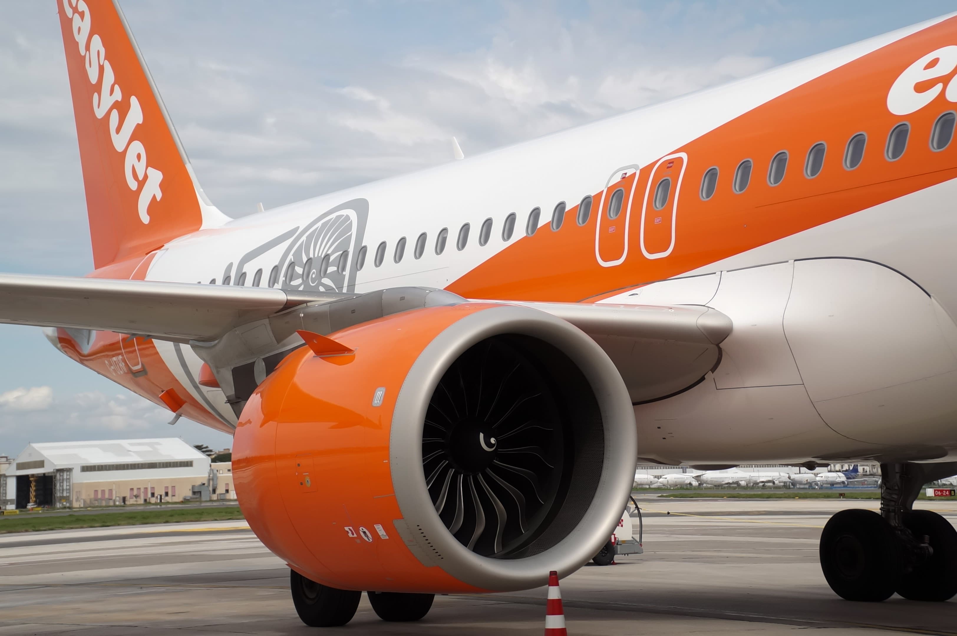 Aereo A-320neo di easyJet presentato a Napoli il 19 marzo 2019