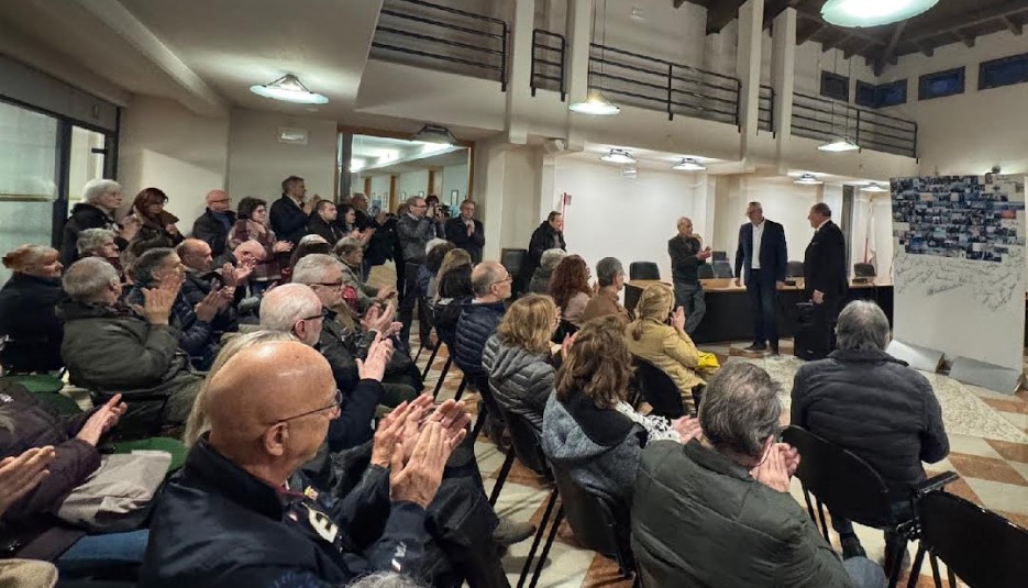 Mortegliano (Udine), 9 marzo 2026. Le "Frecce Tricolori" protagoniste nel municipio del paese con inaugurazione della mostra fotografica "In viaggio con le Frecce Tricolori" del fotografo Mauro Vicario dedicata alla Pattuglia acrobatica nazionale, fino al 3 aprile