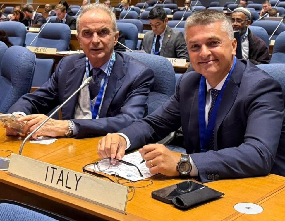 Montreal, 24 settembre 2025. 42esima assemblea generale Icao (International Civil Aviation Organization) dal 23 settembre al 3 ottobre. Da sinistra: il presidente Enac Pierluigi Di Palma ed il viceministro Infrastrutture e trasporti Edoardo Rixi, capo delegazione dell’Italia