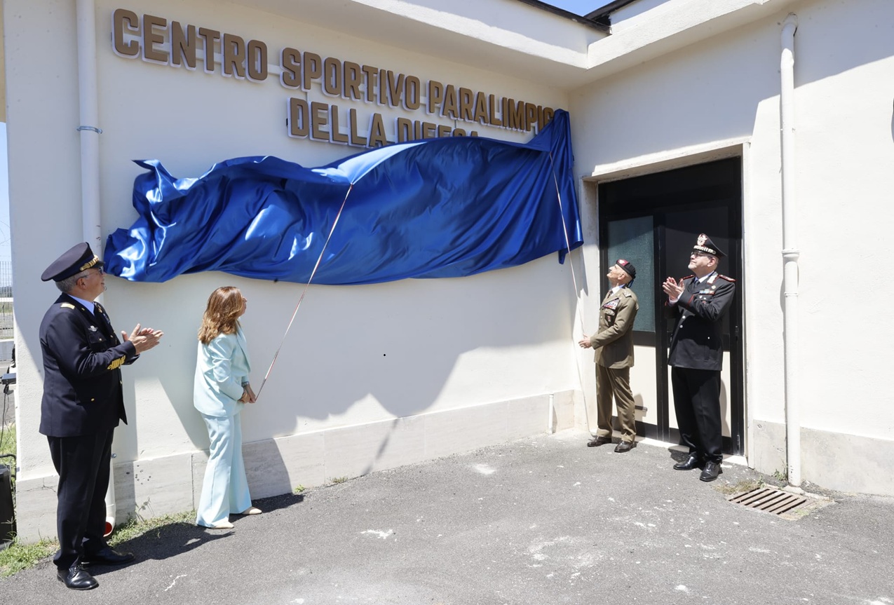 Roma, 7 luglio 2026. Il sottosegretario di Stato alla Difesa, Isabella Rauti, ha inaugurato il Centro sportivo paralimpico della Difesa (Cspd), realizzato presso il Centro logistico sportivo di Roma-Urbe dell’Aeronautica militare