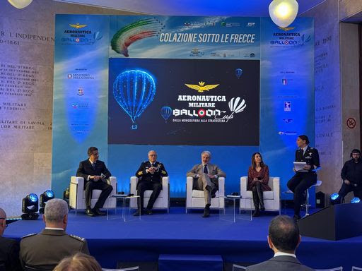 Roma, 12 maggio 2026. "Colazione sotto le Frecce": presentata la terza edizione della competizione aerostatica "Aeronautica militare Balloon Cup 2026 - dalla mongolfiera alla stratosfera", a Piacenza dal 16 al 18 ottobre 2026