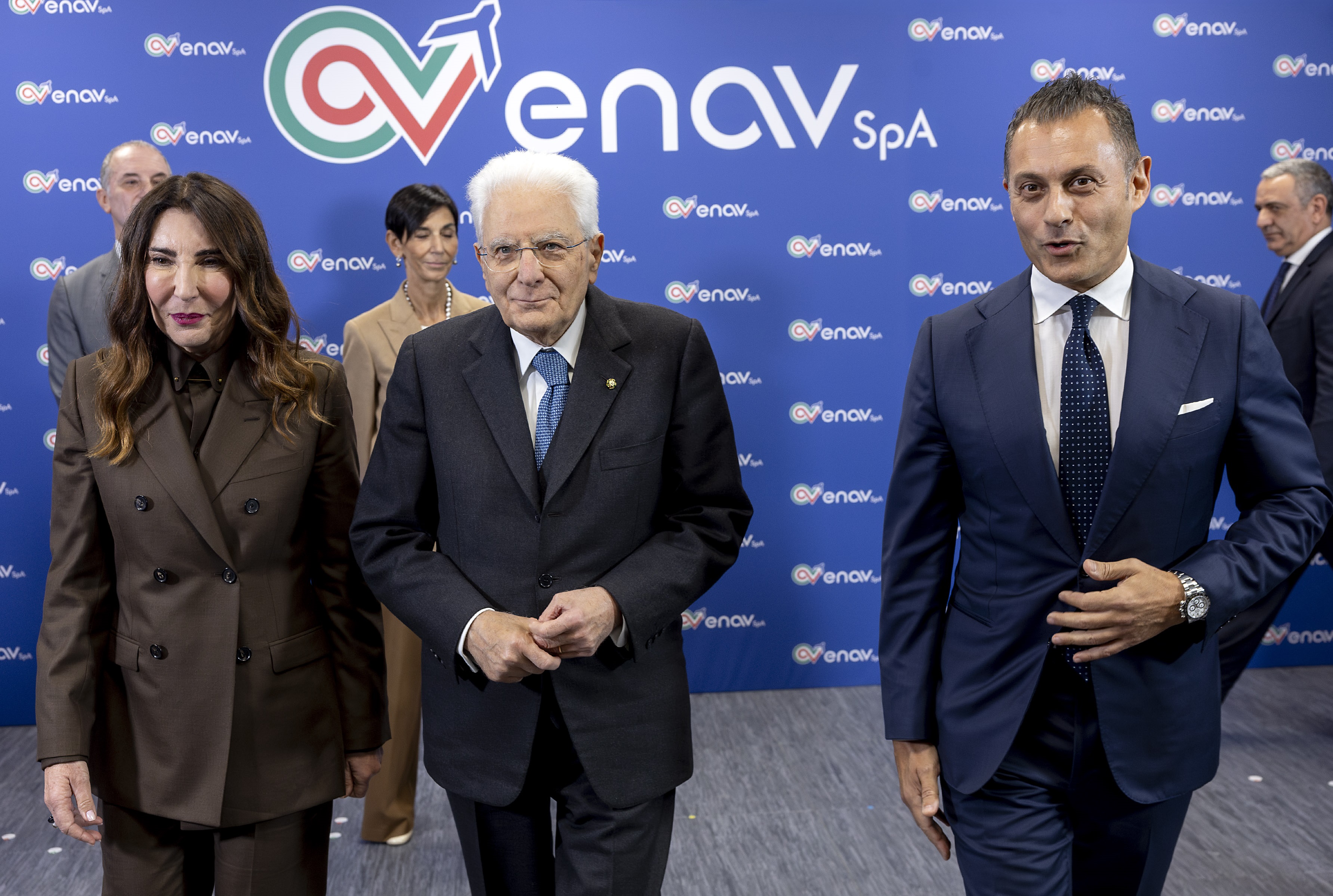 Ciampino, 11/11/2025 (II mandato) Il presidente Sergio Mattarella con Alessandra Bruni, presidente del cda di Enav e Pasqualino Monti, ad di Enav, in occasione della visita al Centro radar Acc (Area Control Center) di Enav