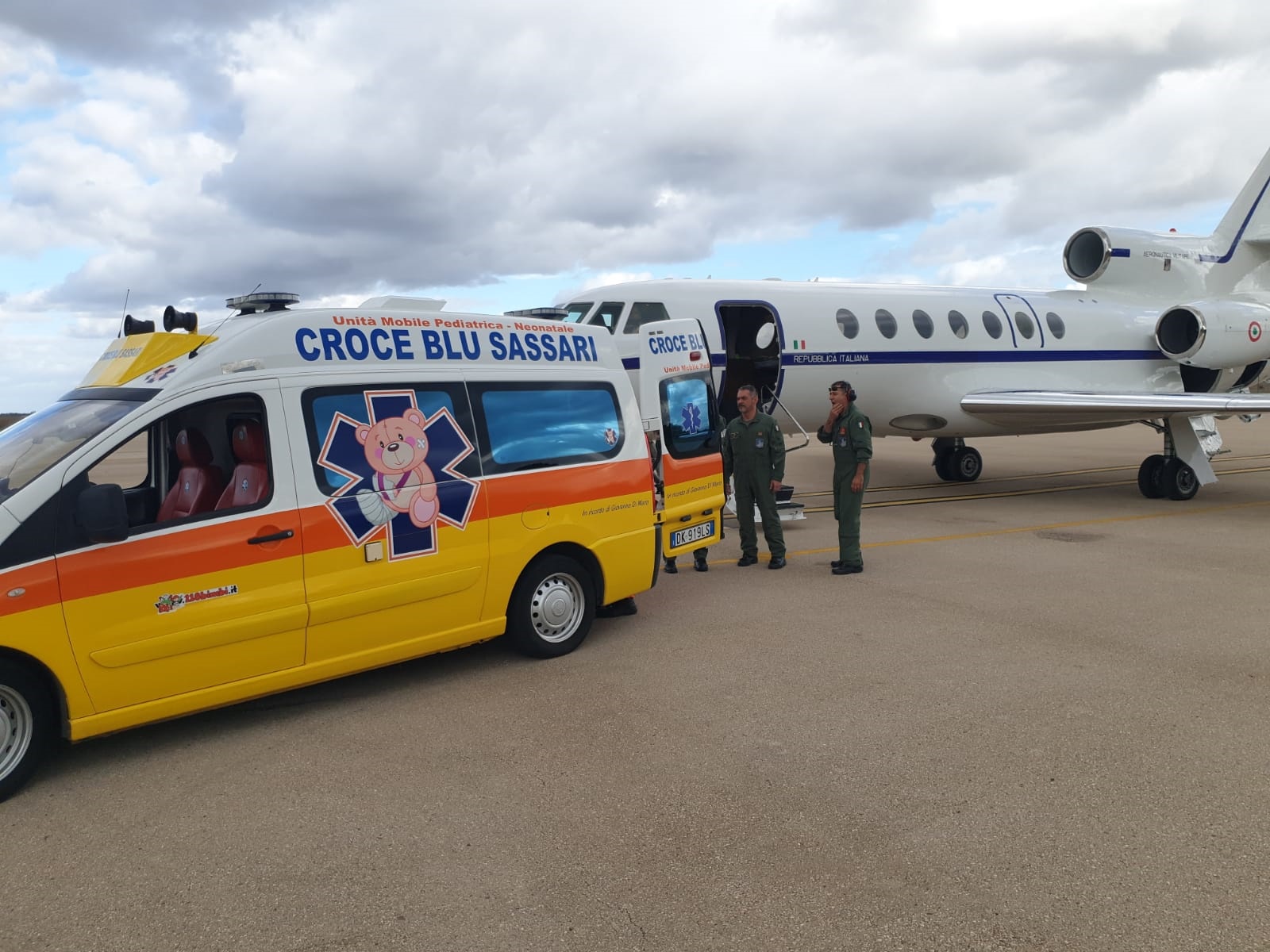 Aereo Falcon 50 AMI trasporto urgente per neonata in imminente pericolo di vita da Alghero a Ciampino
