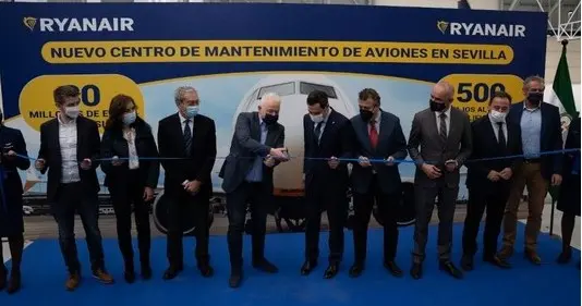 Ryanair ha inaugurato il 15 dicembre 2021 la propria struttura di manutenzione recentemente ampliata all'aeroporto di Siviglia