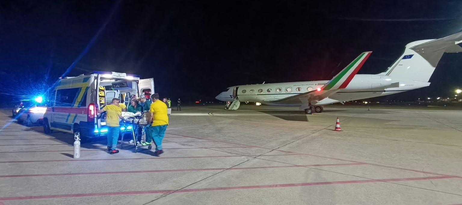 AMI: aereo G-650 ed ambulanza per trasporto sanitario urgente effettuato di notte