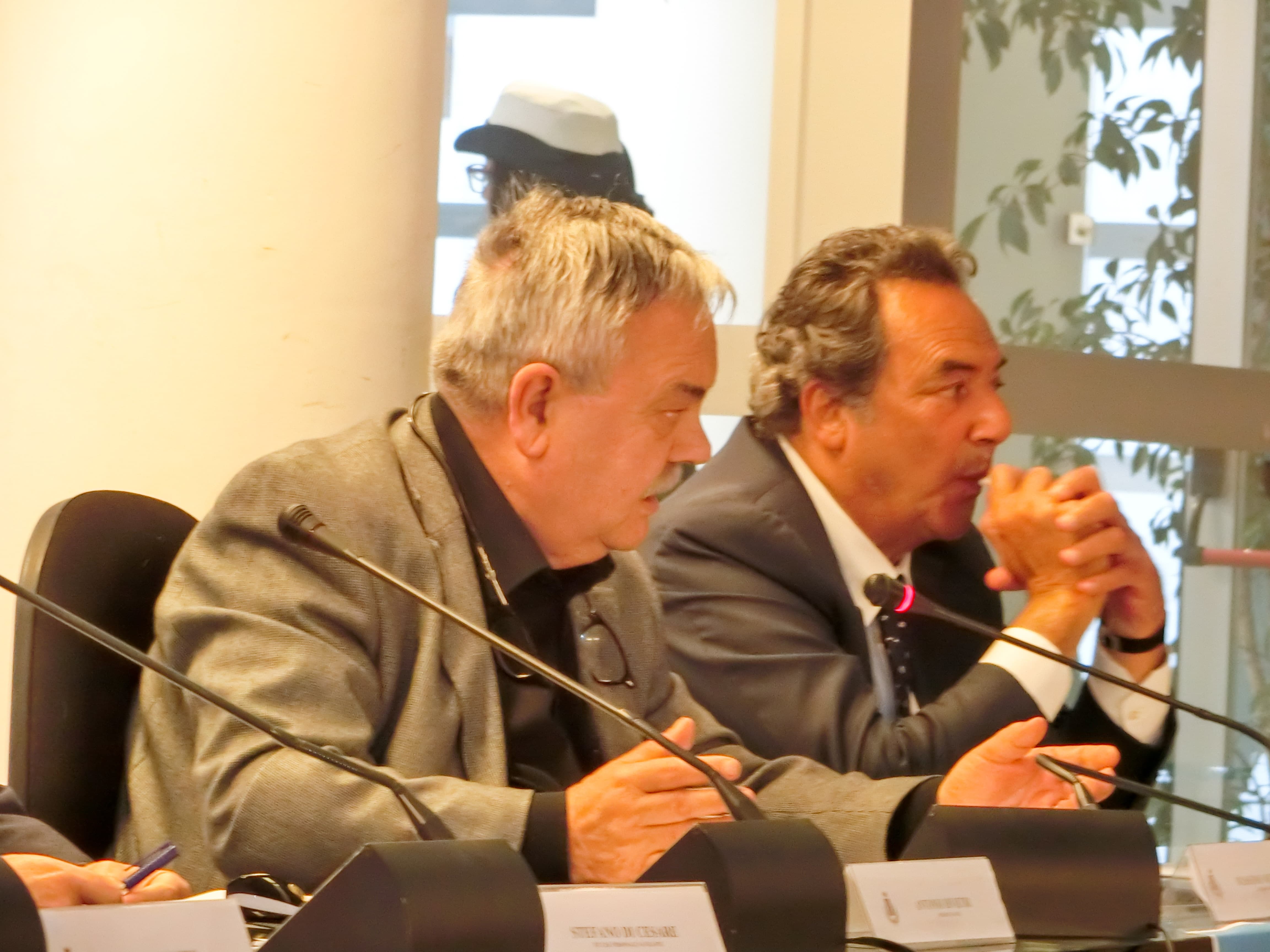 Il presidente ANPAV Massimo Muccioli alla tavola rotonda "Alitalia: qual è il futuro?" organizzata da AVIONEWS presso la sala consiliare del Comune di Fiumicino il 16 aprile 2019