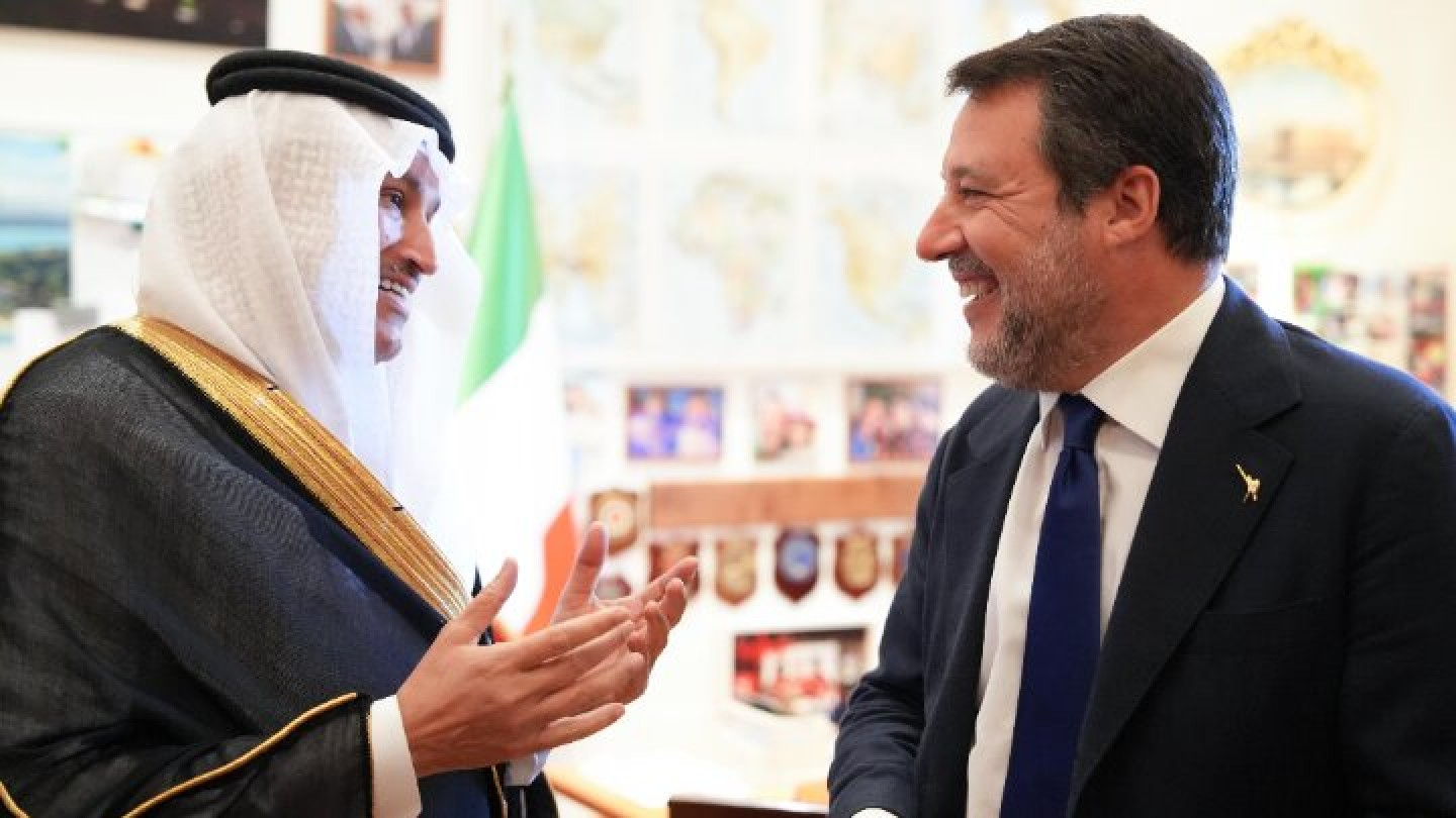 Roma, 6 maggio 2025. Mit: incontro bilaterale tra il vicepresidente del Consiglio e ministro delle Infrastrutture e dei Trasporti, Matteo Salvini, ed il ministro dei trasporti e dei servizi logistici del Regno di Arabia saudita, SE Saleh Al-Jasser