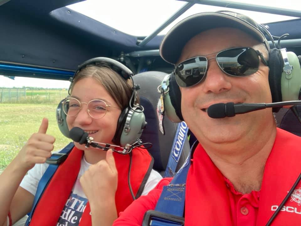 Massimiliano Monticone e la figlia Simona, deceduti in un incidente aereo nel vercellese (30 agosto 2025)