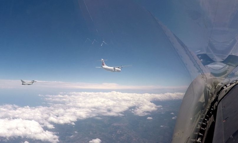 Eurofighter decollati per uno "scramble" per intercettare ATR-42/600 della giapponese Japan Air Commuter, avvenuto il 30 maggio 2019