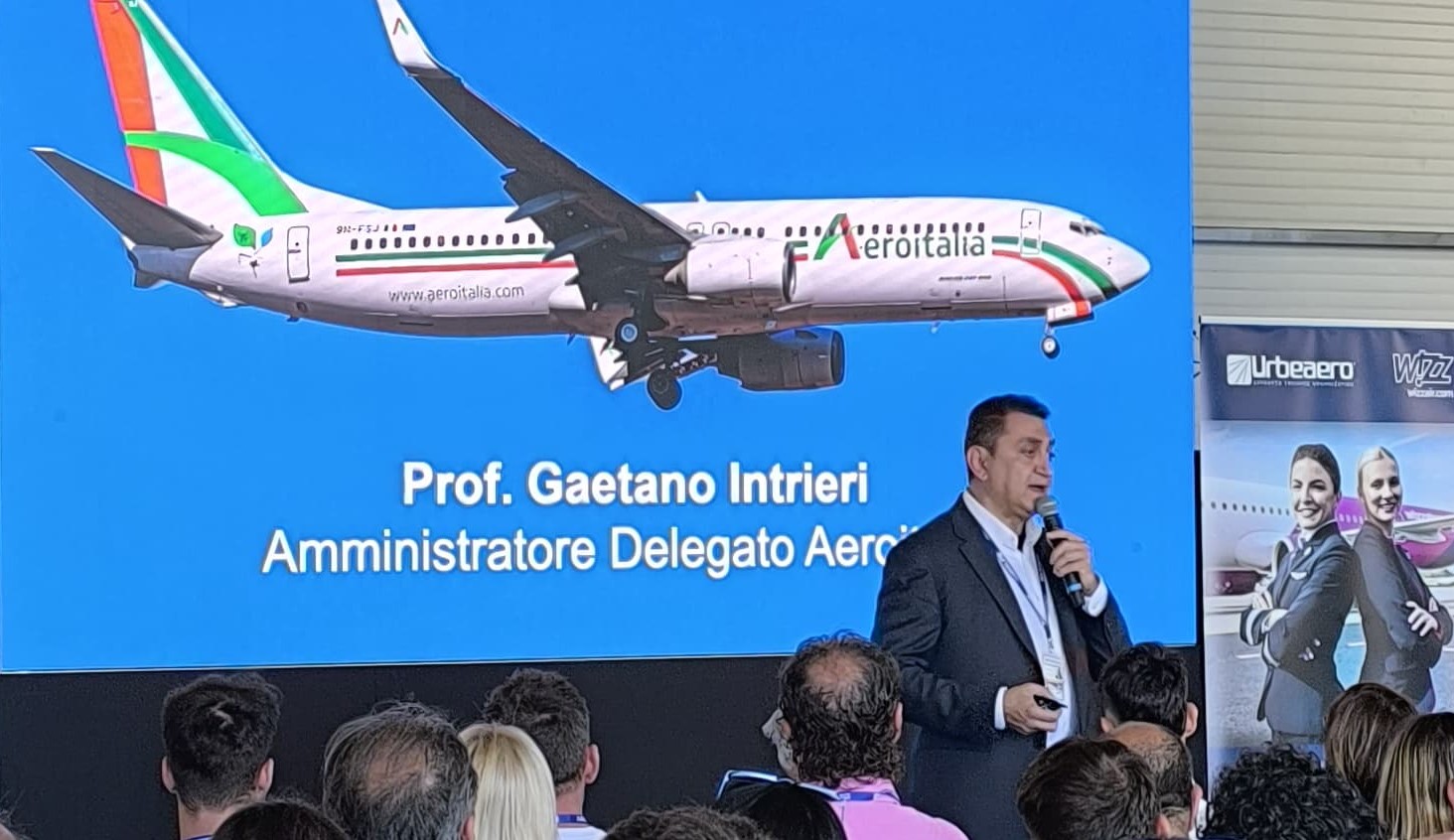 Roma, 10 maggio 2025. Open Day Urbe Aero: Lorenzo Mezzadri accountable manager della scuola