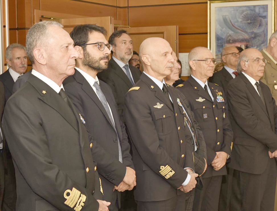 Difesa: sottosegretario Angelo Tofalo ad incontro con addetti militari esteri a Roma il 5 dicembre 2018