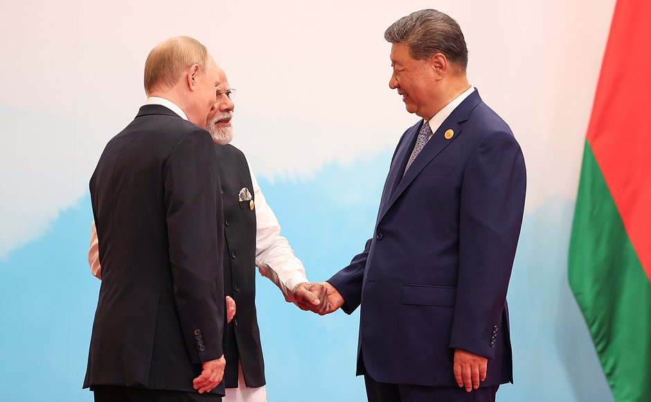 Russian President Vladimir Putin, Chinese President Xi Jinping and Indian Prime Minister Narendra Modi before the meeting of the Council of Heads of State of the Sco (1 September 2025)